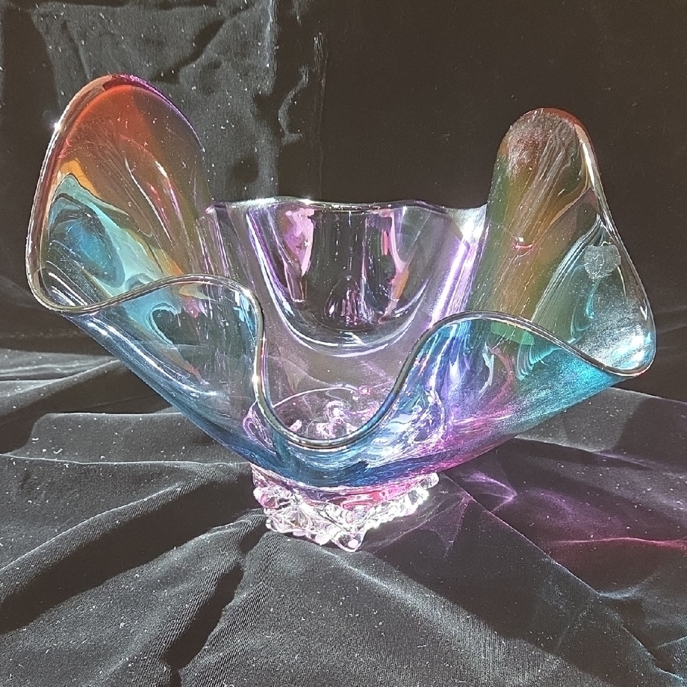 David Van Noppen Art Glass Centerpiece Hobnail Base Signed